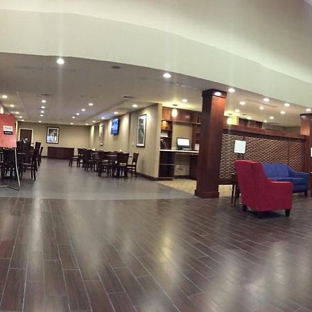 คอมฟอร์ต สวีท Hotel ด็อดจ์ซิตี้ ภายนอก รูปภาพ